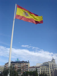 La Plaza de Colón, donde ondea la Bandera de España más grande