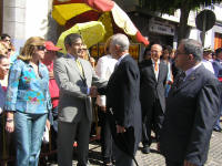 Saludo entre Don Adn Martn, Ex-Presidente del Gobierno de Canarias y Don Romn Rodrguez, ex Presidente del Gobierno de Canarias