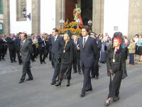 En el centro de la imagen, Doa Josefa Luzardo, Ex-Alcaldesa de Las Palmas de Gran Canaria